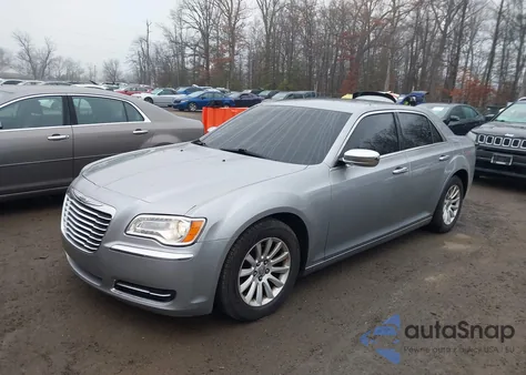2014 Chrysler 300 z USA, uszkodzony, nr VIN 2C3CCAAG5EH326969